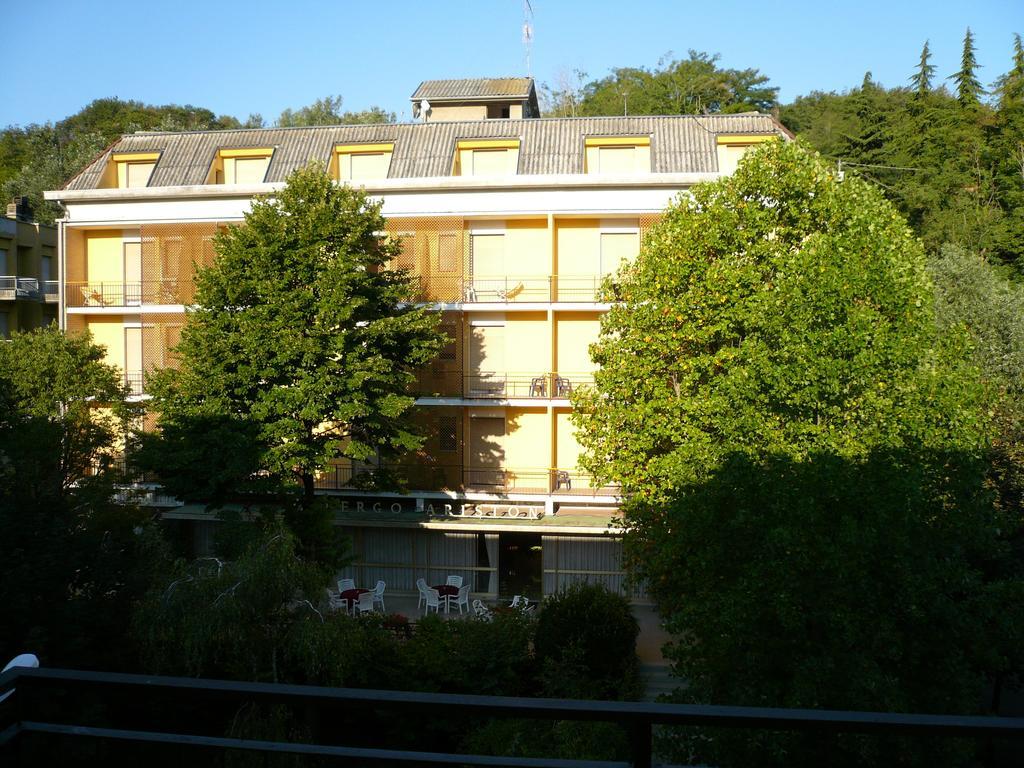 Albergo Ariston Tabiano Terme Экстерьер фото