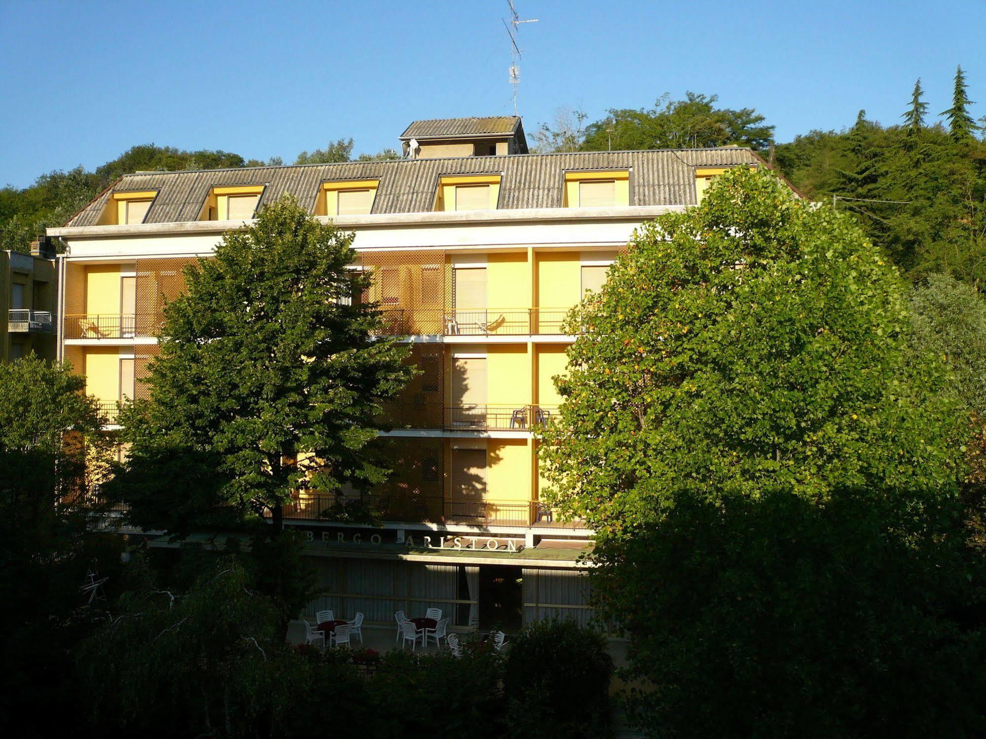 Albergo Ariston Tabiano Terme Экстерьер фото