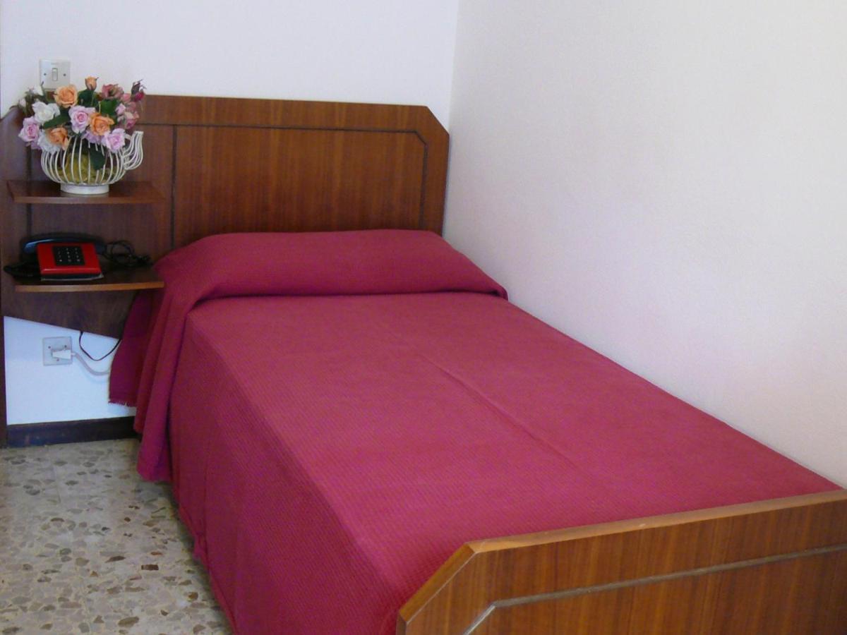 Albergo Ariston Tabiano Terme Экстерьер фото